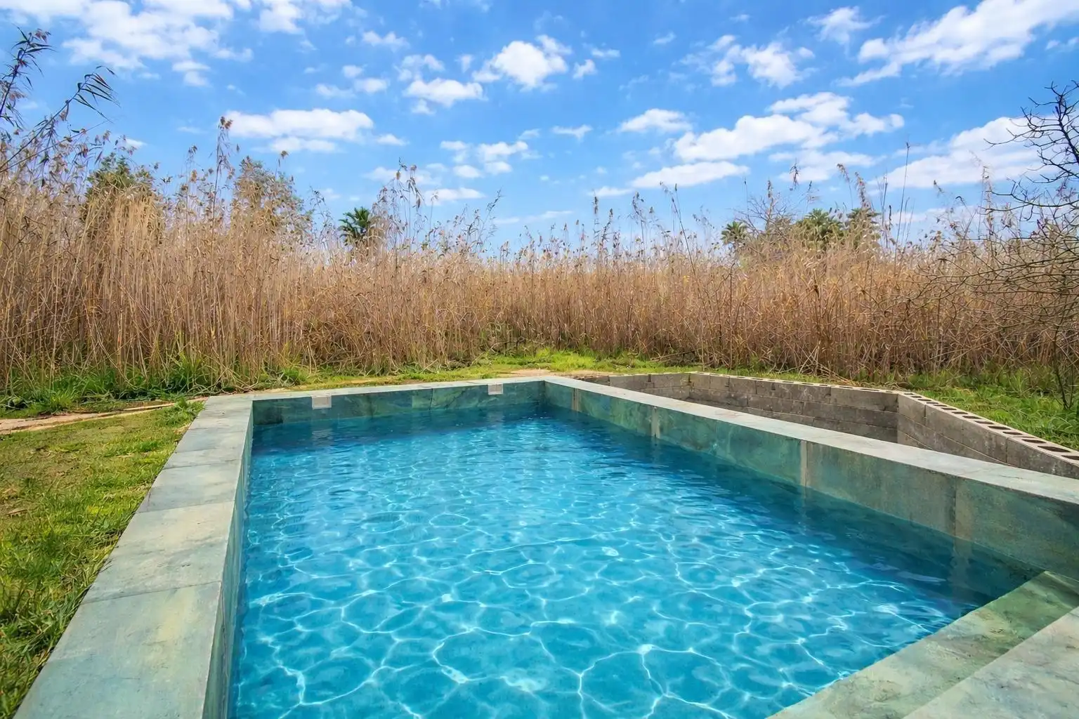 Piscina de Finca rústica en venda en Sa Pobla amb Piscina