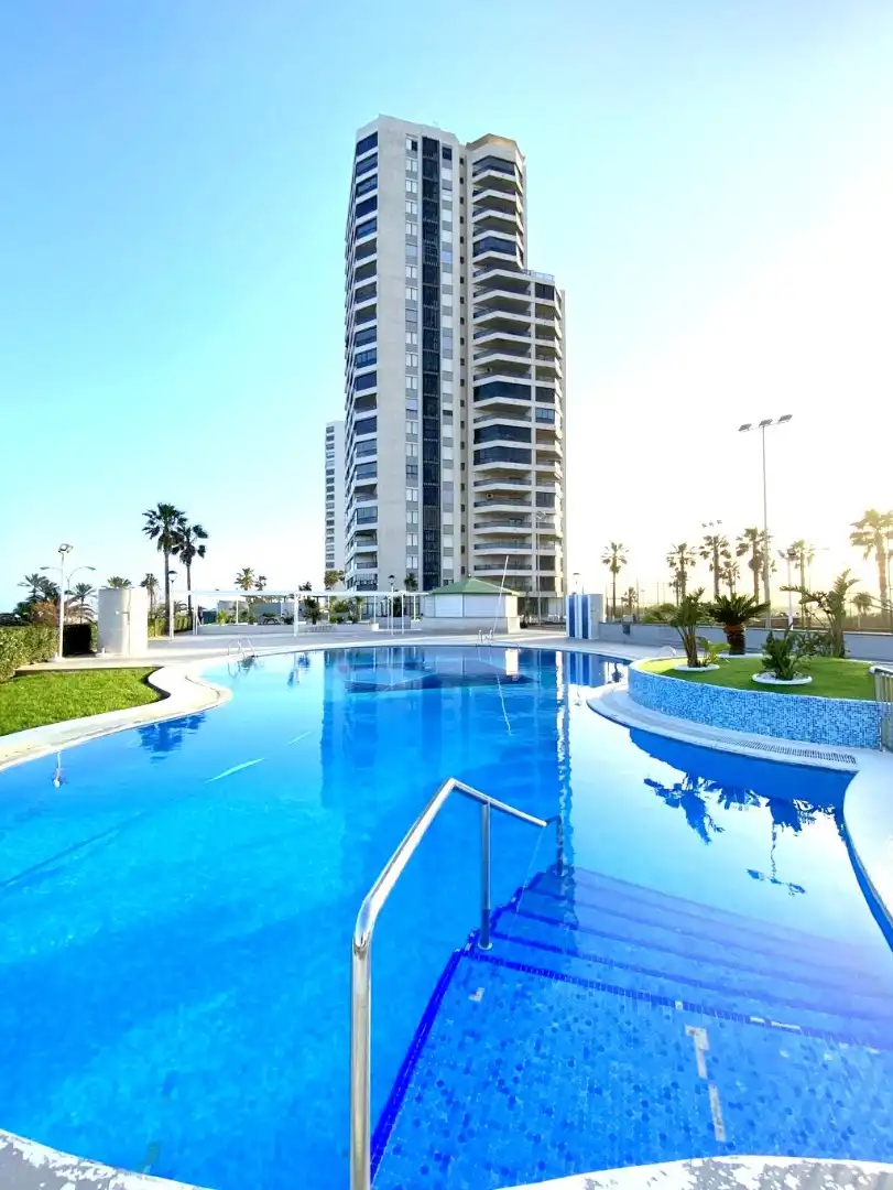 Piscina de Apartamento en venta en Cullera con Aire acondicionado, Terraza y Amueblado