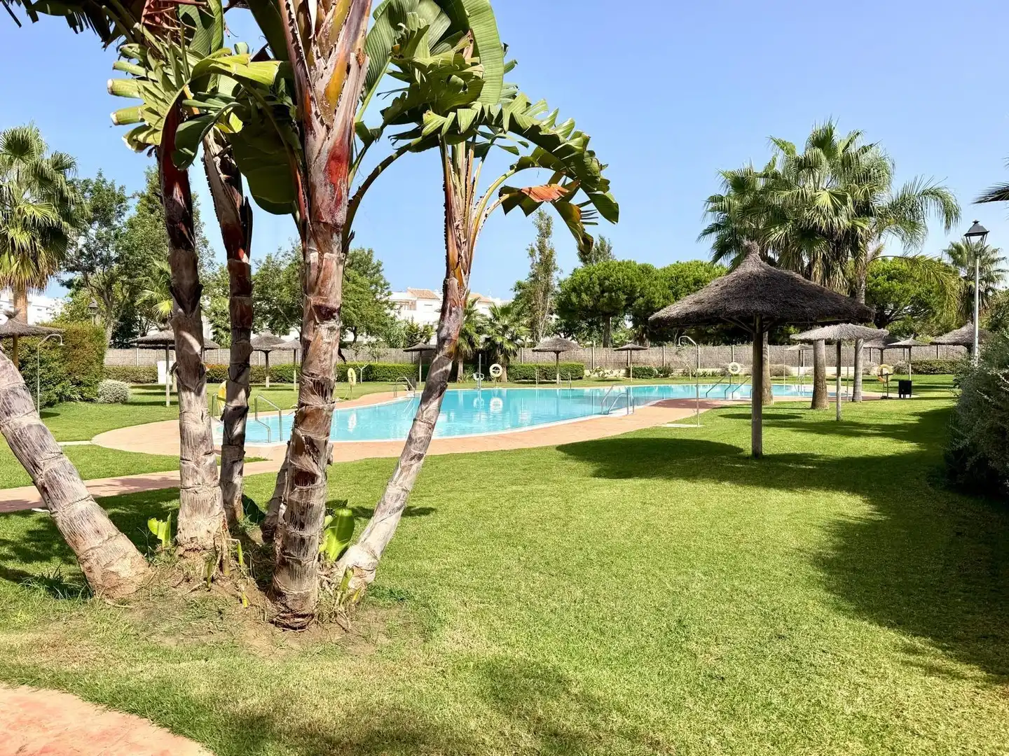 Planta baja de alquiler en Las Tres Piedras - Costa Ballena