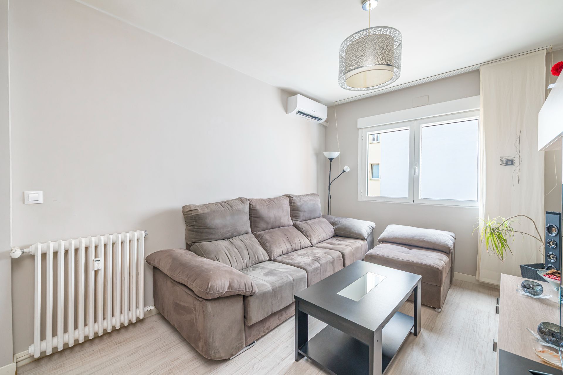 Sala de estar de Piso en venta en  Madrid Capital con Aire acondicionado, Calefacción y Trastero
