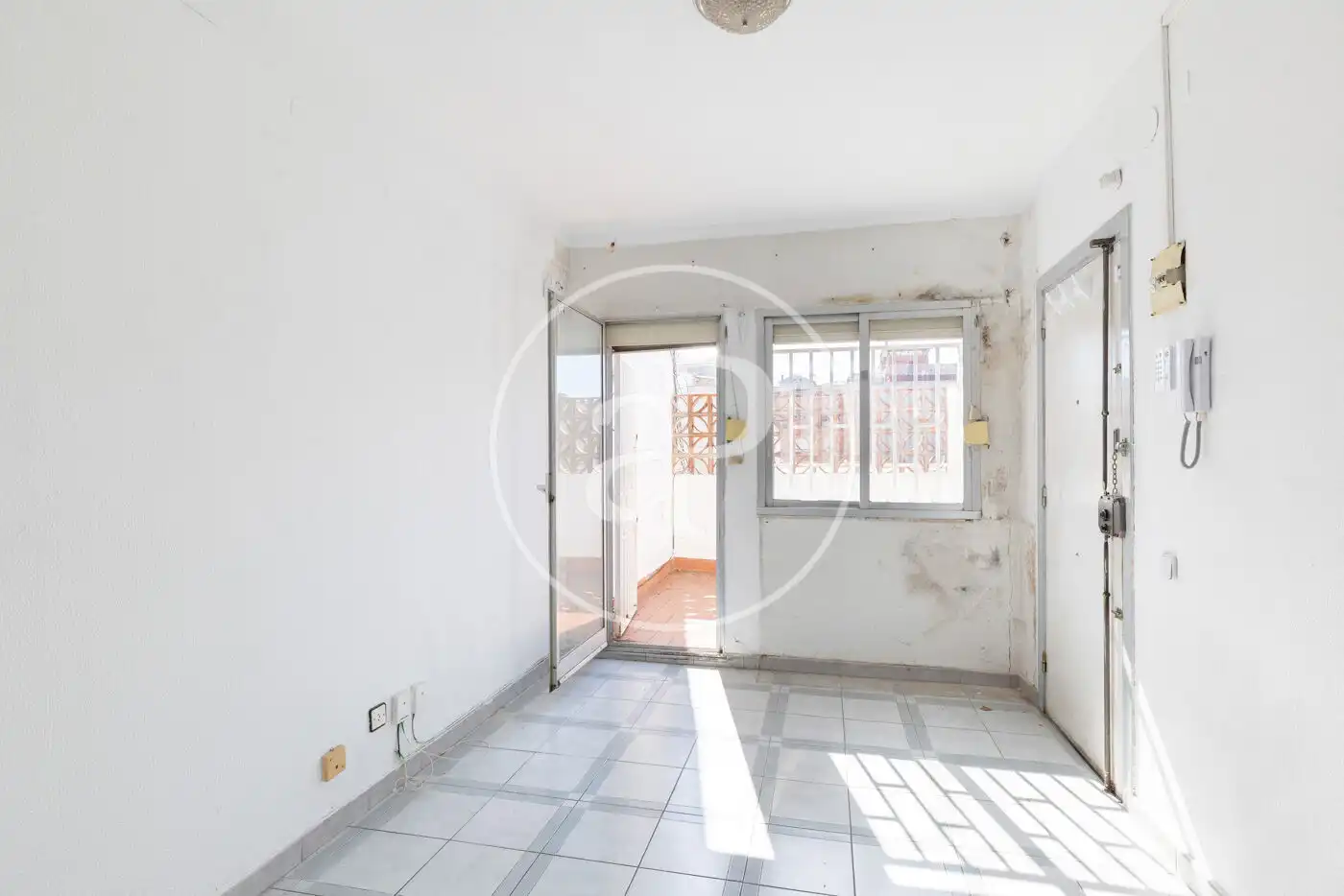 Habitación de Piso en venta en  Barcelona Capital con Calefacción y Terraza