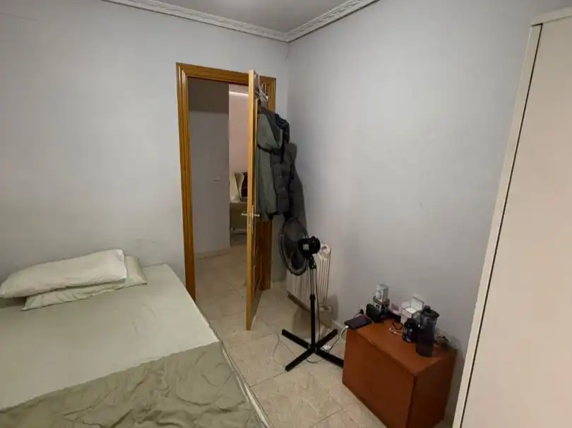 Dormitori de Pis en venda en Alcalá de Henares amb Aire condicionat, Terrassa i Balcó