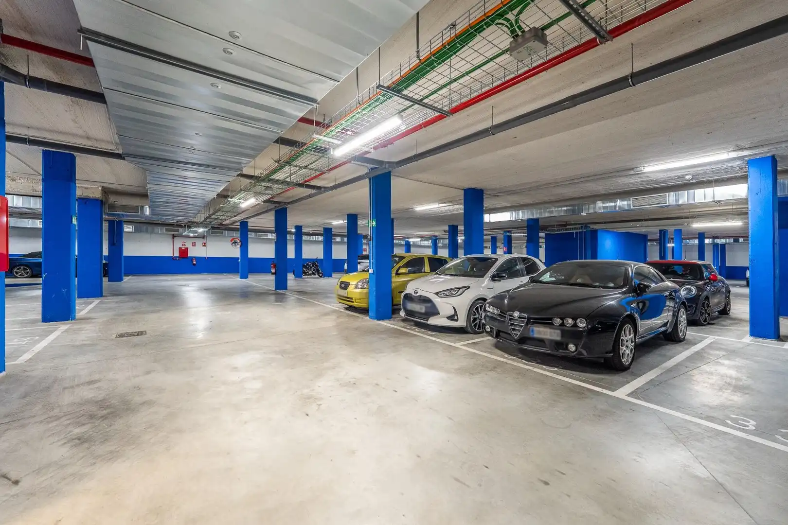 Parking of Lofts for rent in San Sebastián de los Reyes  with Air Conditioner, Heating and Private garden