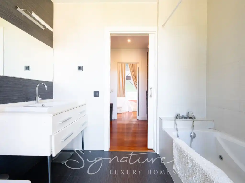 Baño de Casa o chalet en venta en Barcelona con Aire acondicionado
