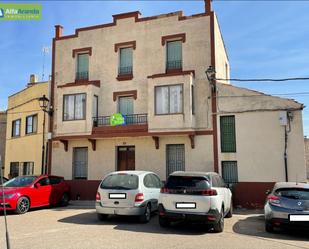 Vista exterior de Finca rústica en venda en Fuentemolinos amb Calefacció