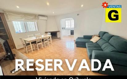 Jardí de Casa o xalet en venda en Orihuela amb Aire condicionat, Calefacció i Jardí privat