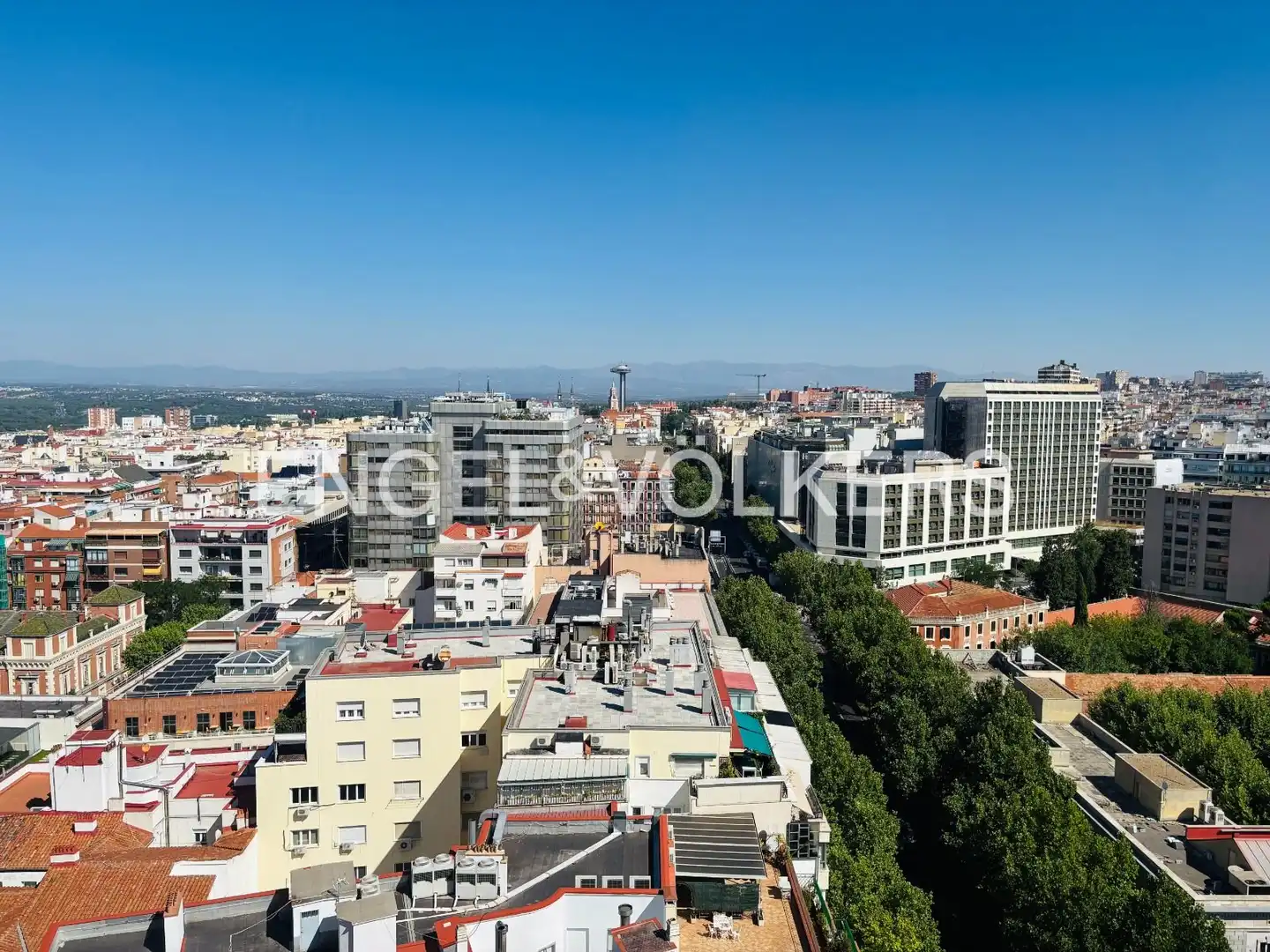 Vista exterior de Piso de alquiler en Madrid con Aire acondicionado y Calefacción