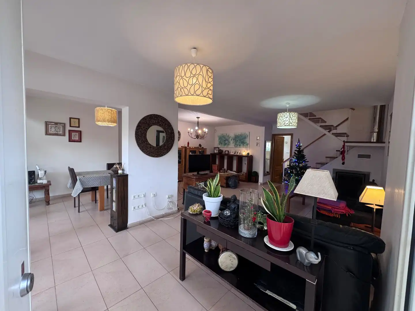 Sala de estar de Casa adosada en venta en Benicasim / Benicàssim con Aire acondicionado, Calefacción y Jardín privado