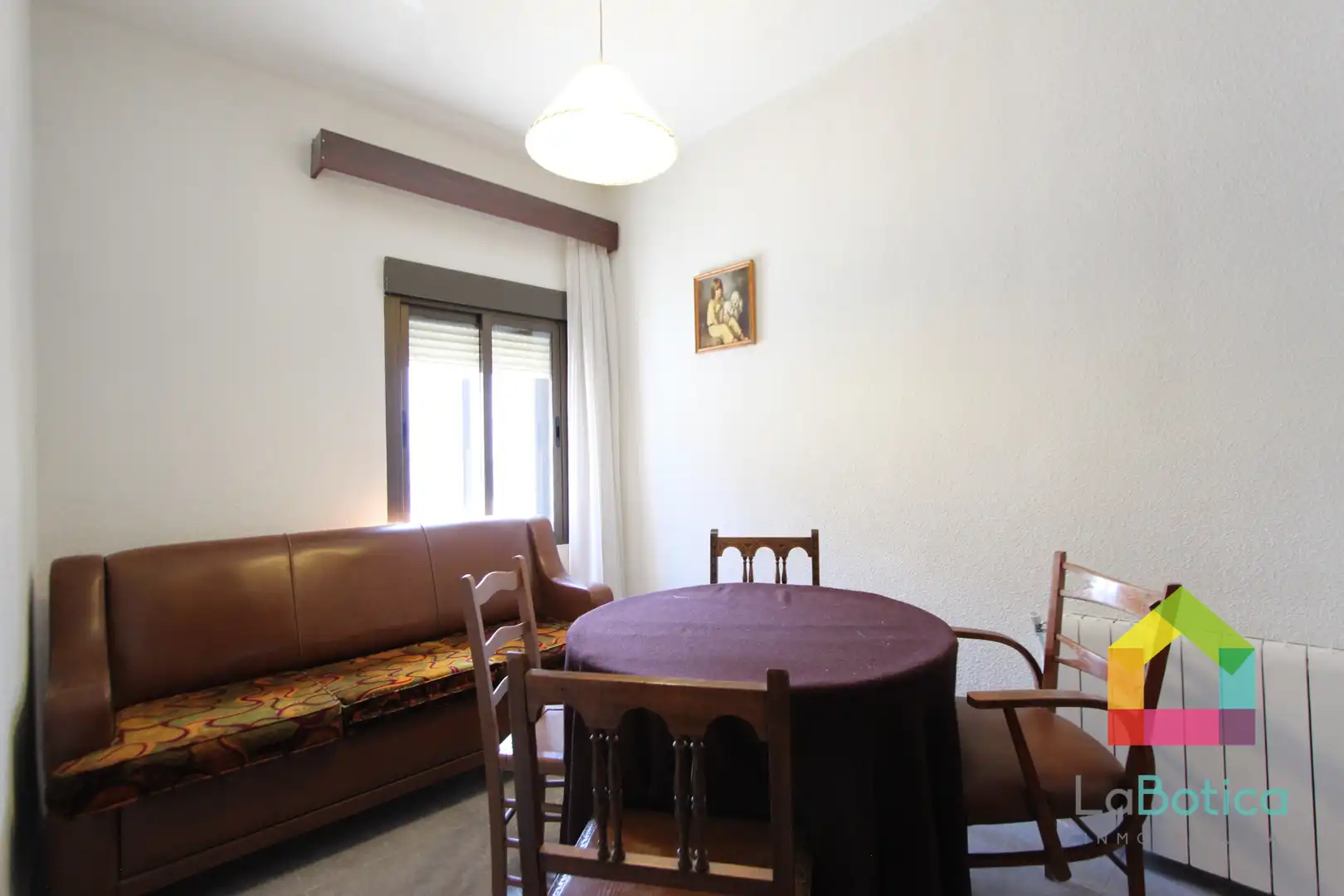 Living room of Detached homes for sale in San Martín de Montalbán  with Air Conditioner, Heating and Furnished