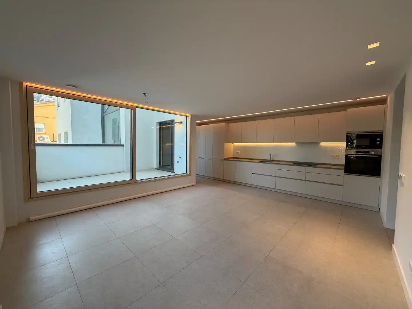 Küche von Wohnung zur Miete in  Madrid Capital mit Klimaanlage und Schwimmbad