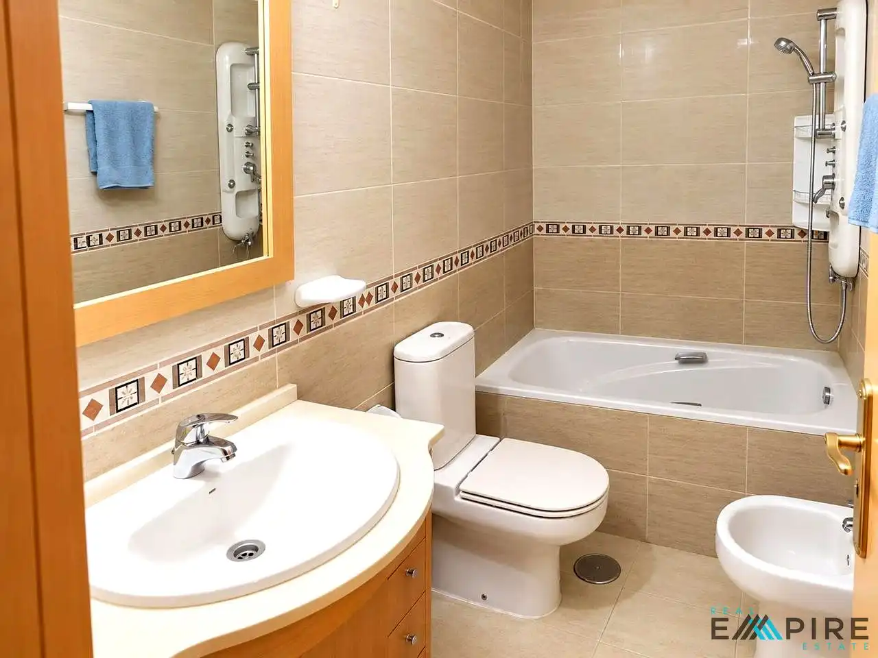 Terraced house with terrace for sale in La Montaña - El Cortijo, imagen 6