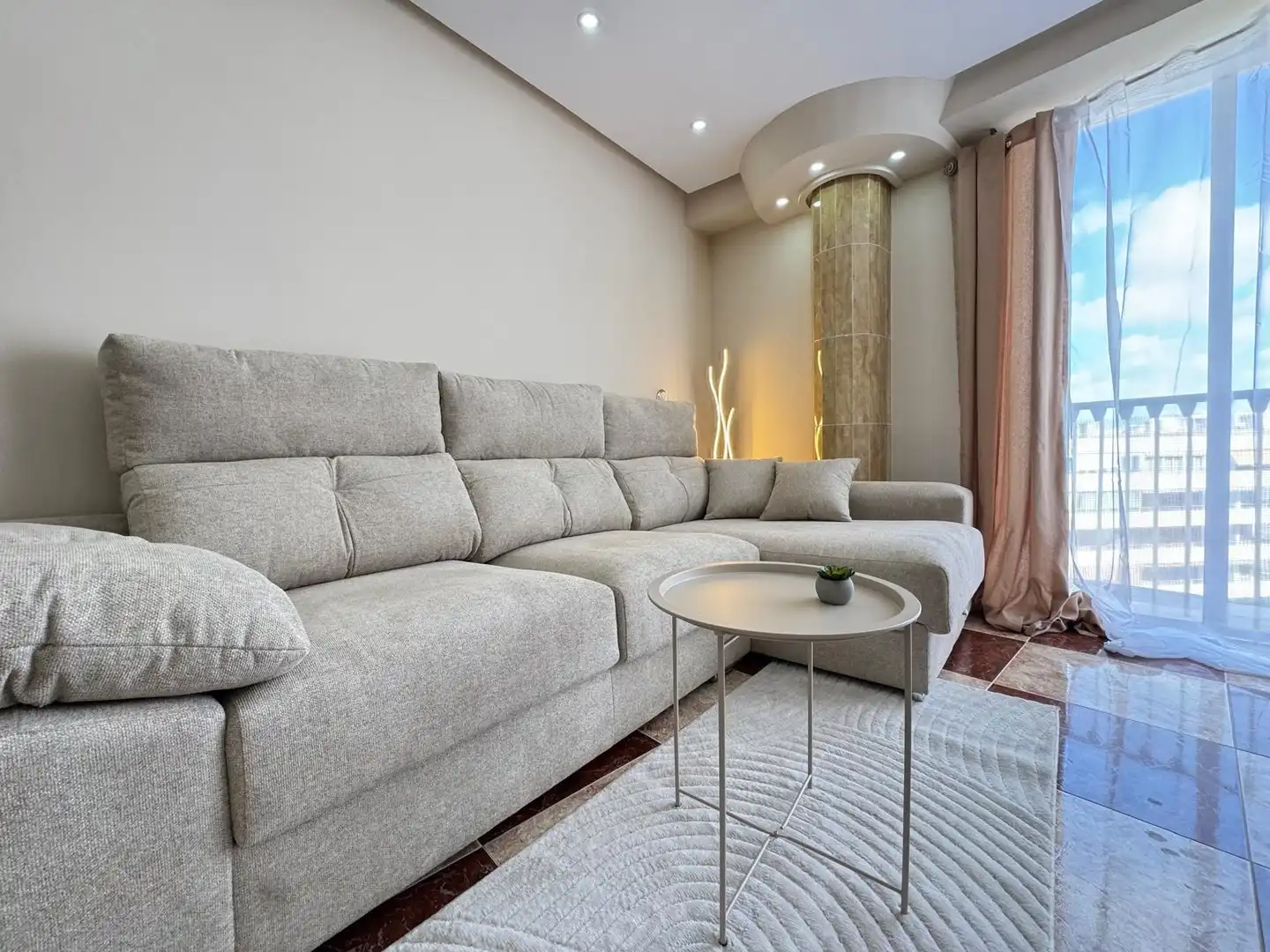 Apartment mit Terrasse zum Verkauf in Avenida doctor Gregorio marañon, imagen 2