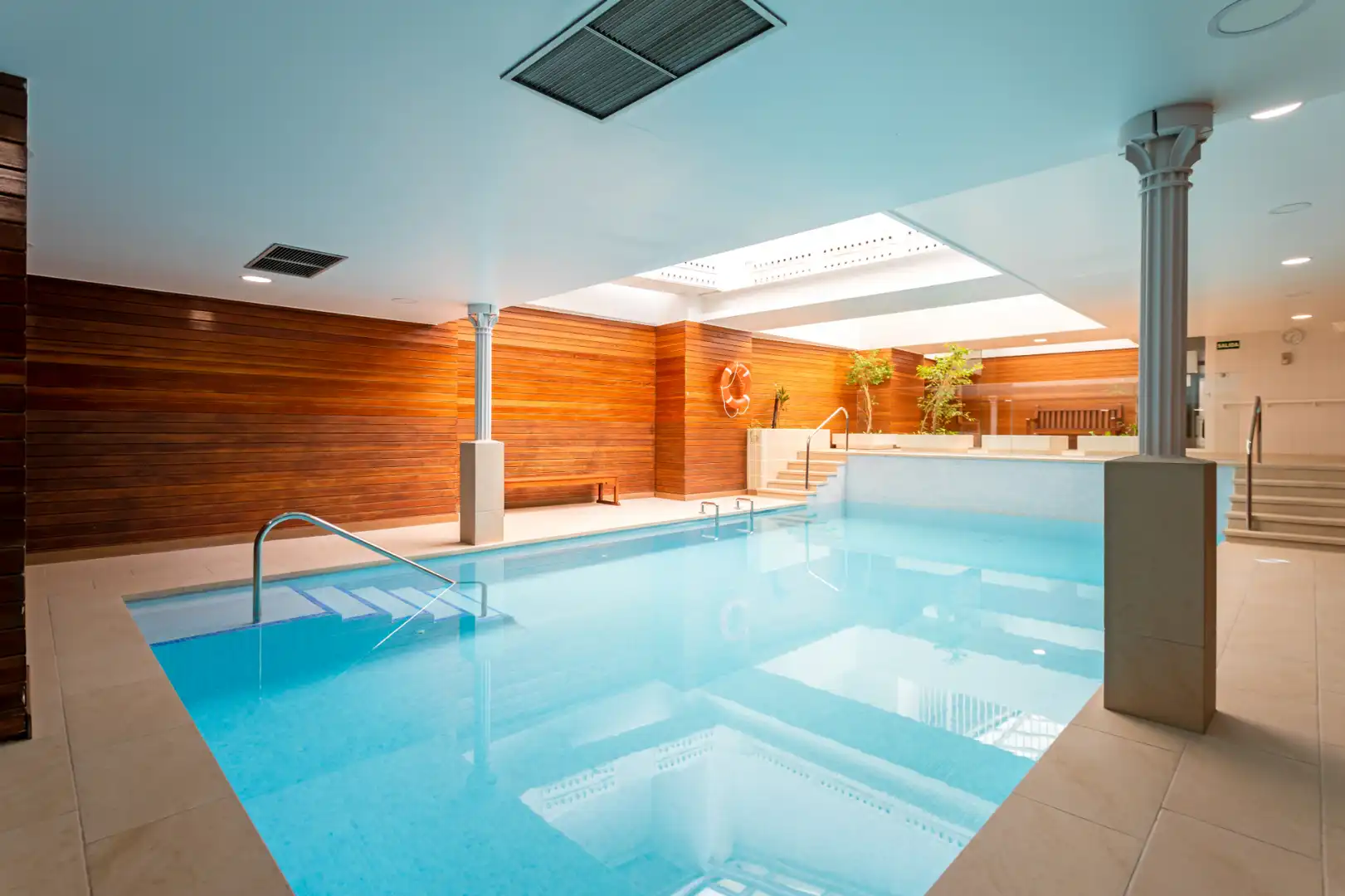 Flat with pool for sale in Calle de García de Paredes