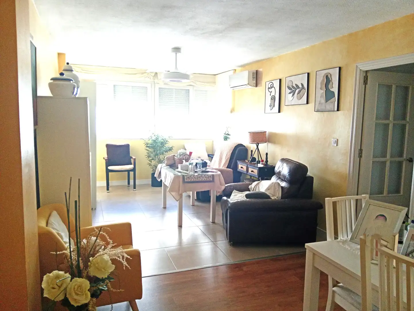 Sala d'estar de Pis en venda en Huelva amb Aire condicionat