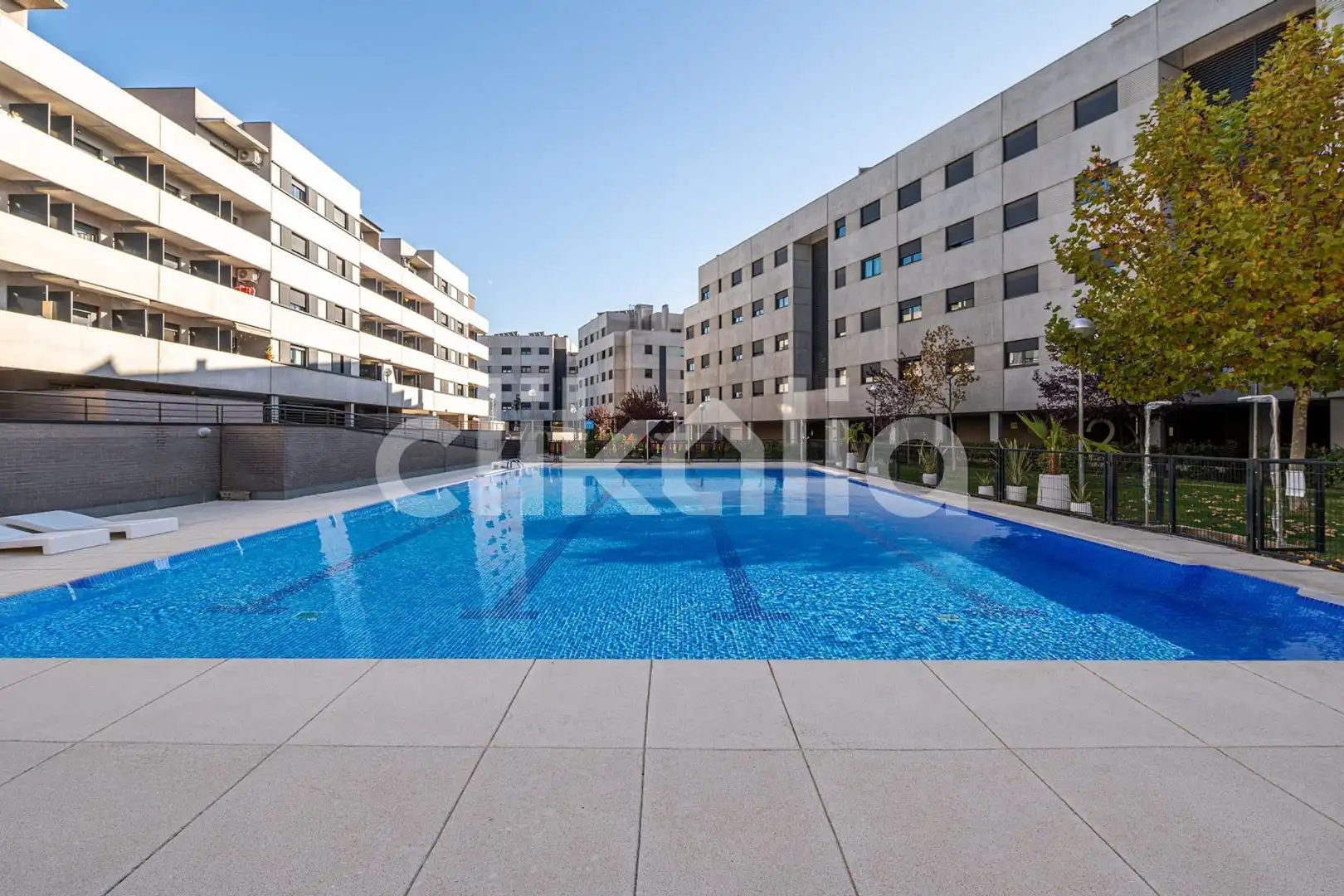 Piscina de Pis en venda en Torrejón de Ardoz amb Aire condicionat, Calefacció i Terrassa
