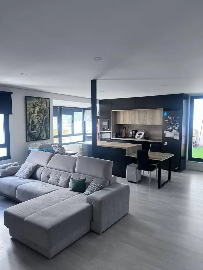 Sala de estar de Ático en venta en Plasencia con Aire acondicionado, Jardín privado y Terraza
