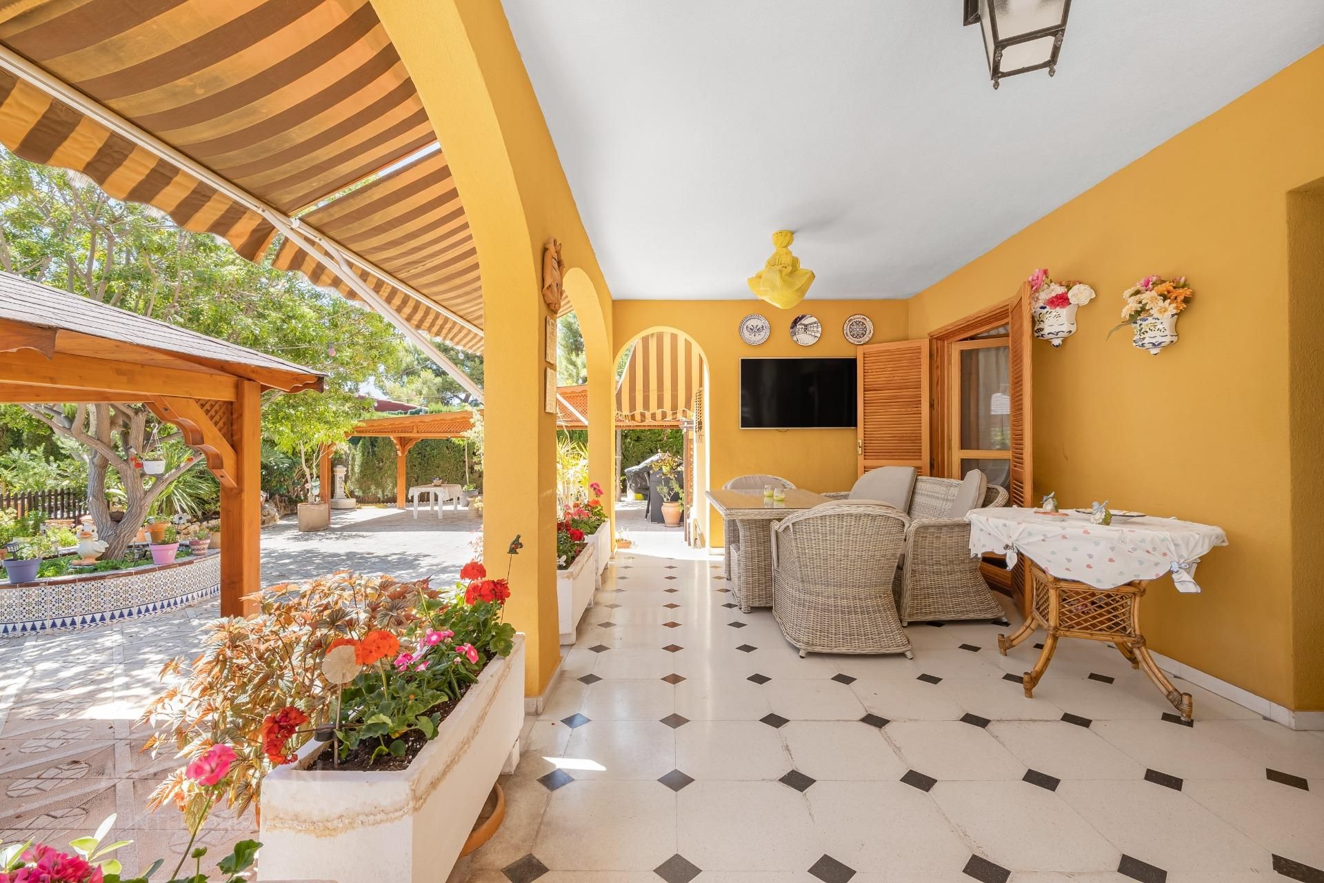 Terraza de Casa o chalet en venta en Mutxamel con Calefacción, Jardín privado y Terraza