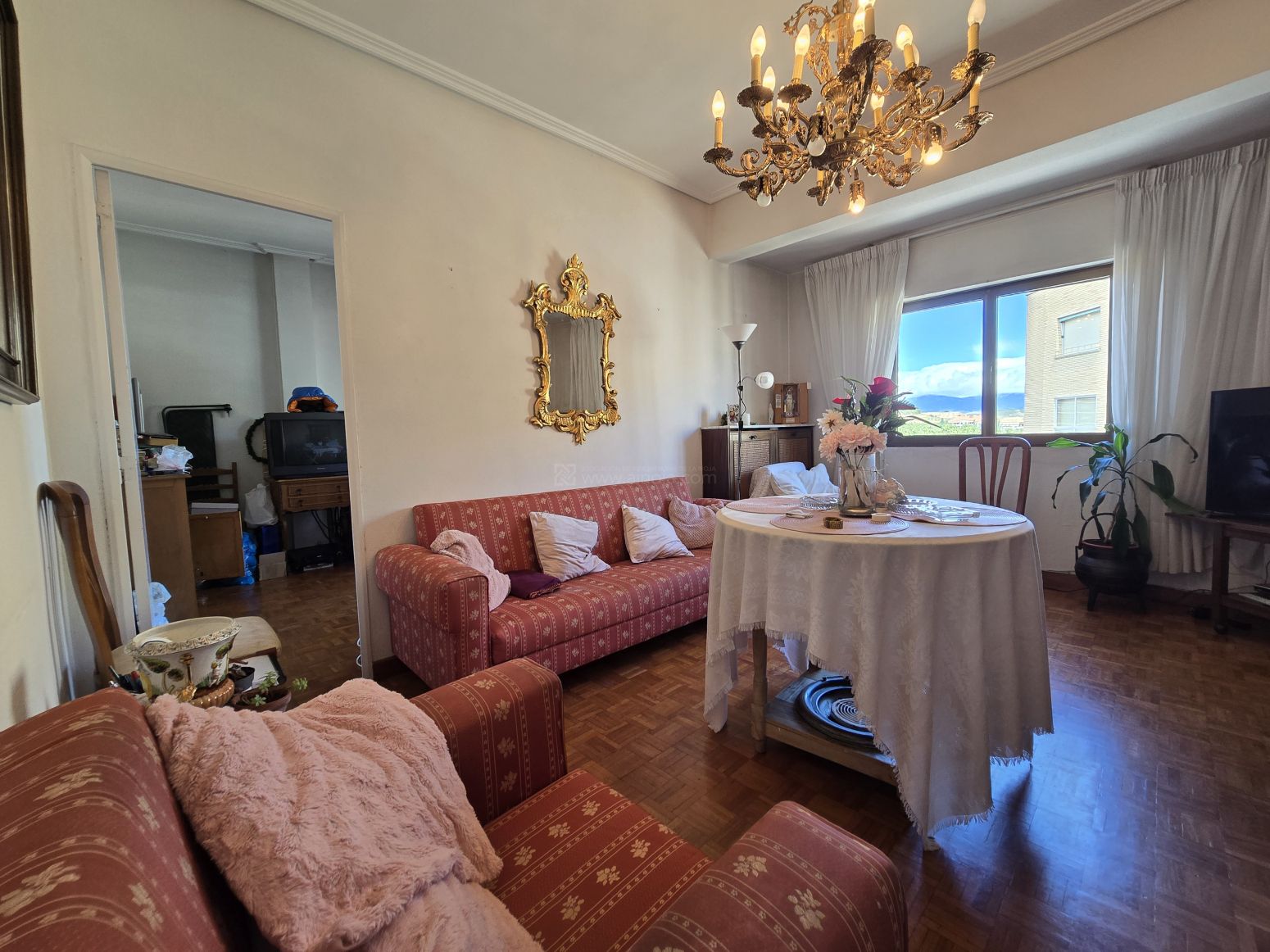 Living room of Flat for sale in  Logroño  with Heating, Parquet flooring and Terrace