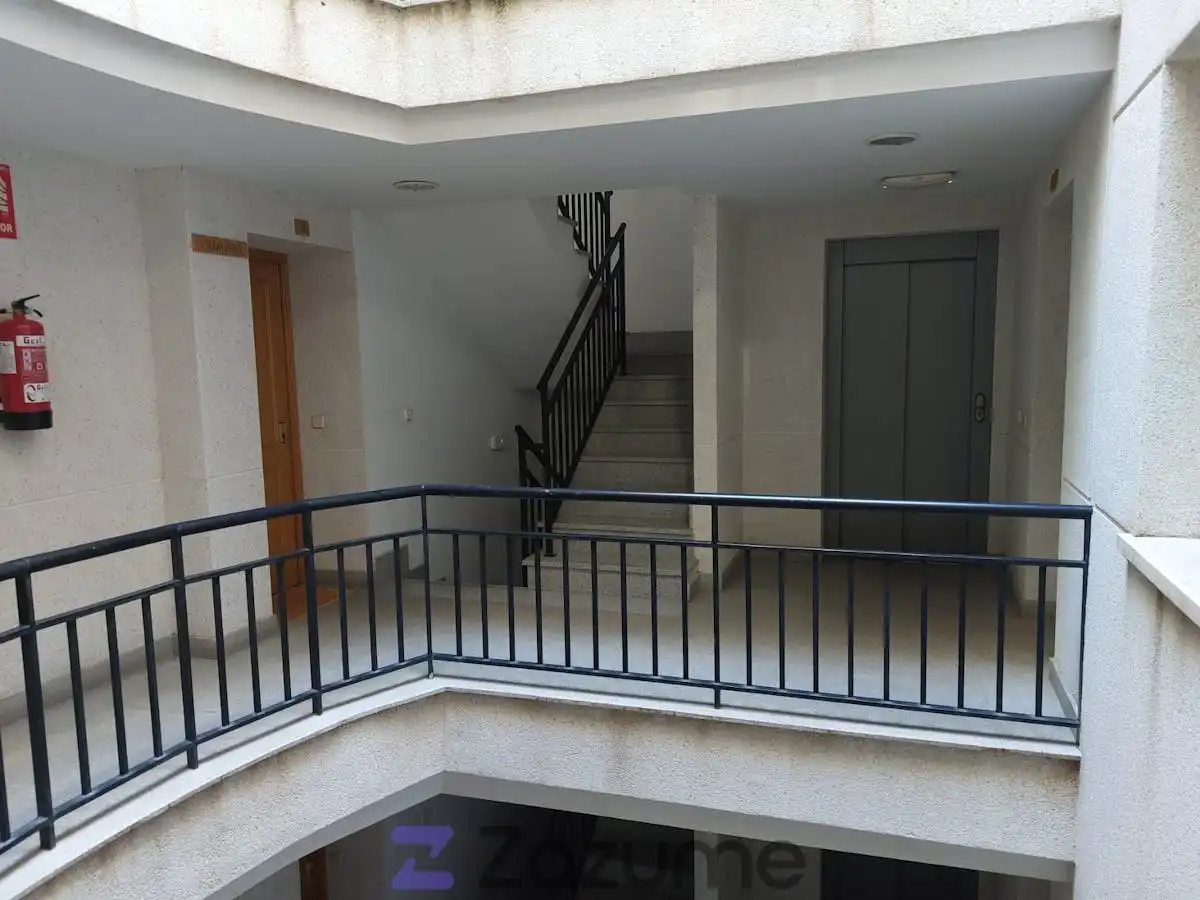 Pis amb ascensor de lloguer a C. de la Seda, imagen 17