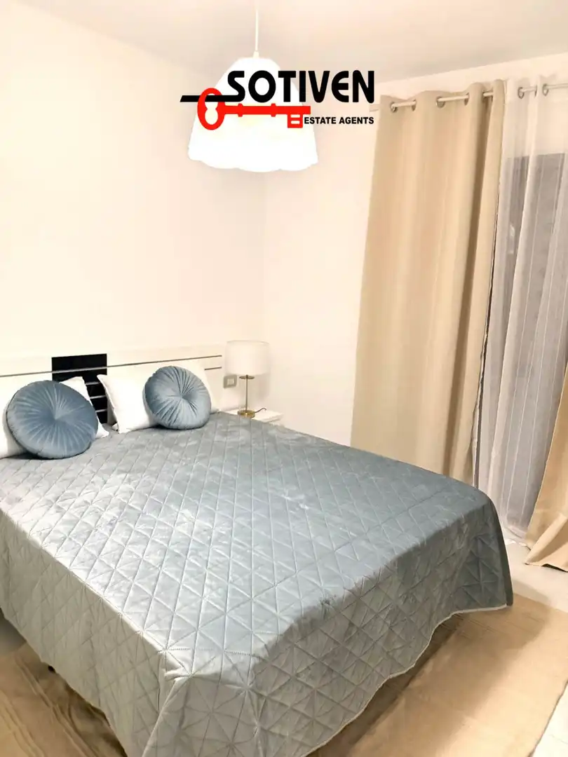 Dormitori de Apartament en venda en Adeje amb Traster