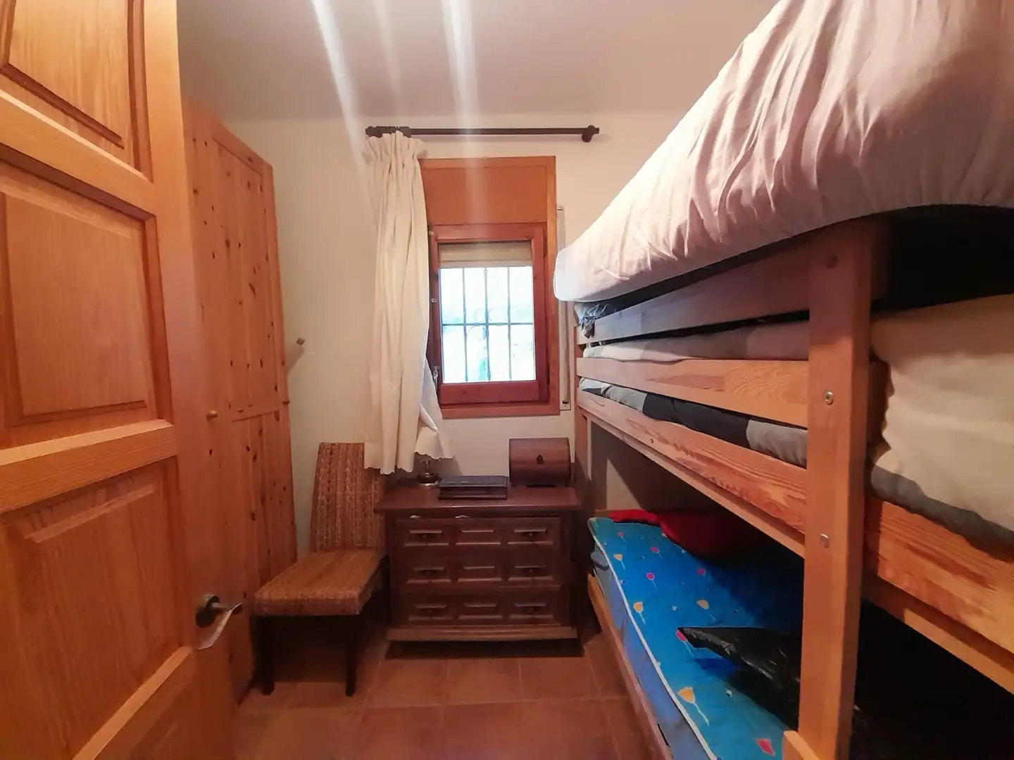 Schlafzimmer von Country house zum Verkauf in Arenys de Munt mit Privatgarten und Terrasse
