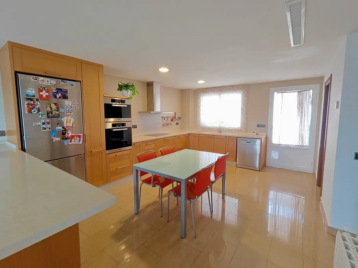 Cocina de Casa o chalet en venta en Llanera de Ranes con Aire acondicionado, Calefacción y Terraza