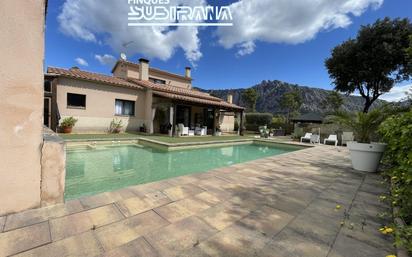 Exterior view of House or chalet for sale in El Bruc  with Air Conditioner, Heating and Private garden