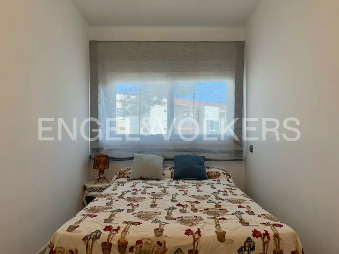 Schlafzimmer von Dachboden zum Verkauf in Salou mit Klimaanlage, Heizung und Terrasse