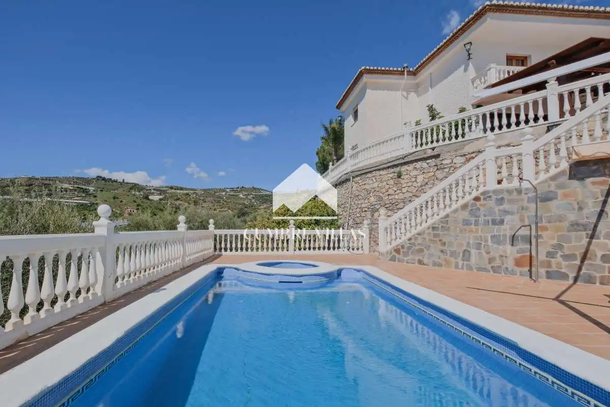 Casa rústica amb jardí en venda a Ítrabo, imagen 47