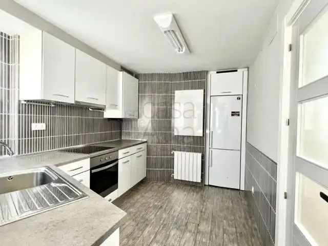 Cocina de Piso en venta en Bilbao  con Calefacción y Balcón