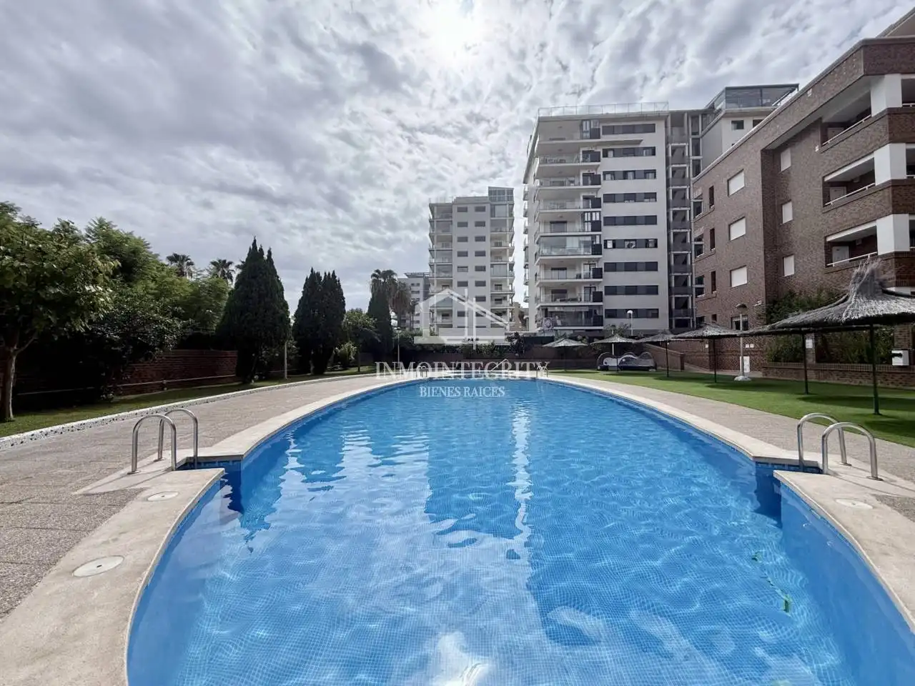 Apartament amb piscina en venda a Avenida Central 22, imagen 35