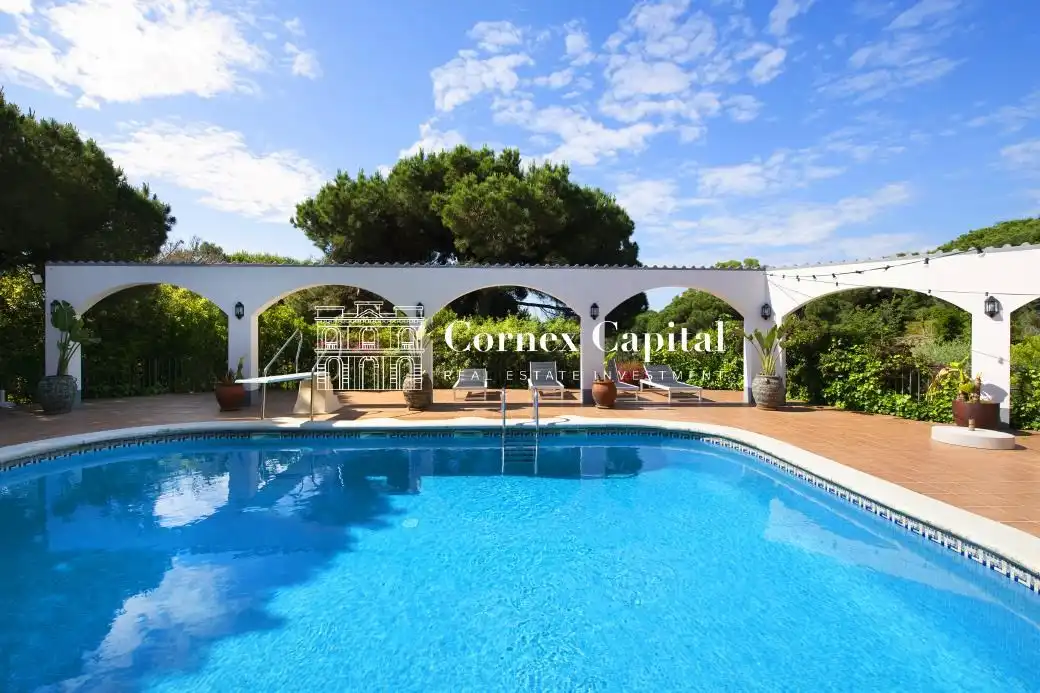 Schwimmbecken von Country house zum Verkauf in Sant Andreu de Llavaneres mit Privatgarten, Terrasse und Schwimmbad
