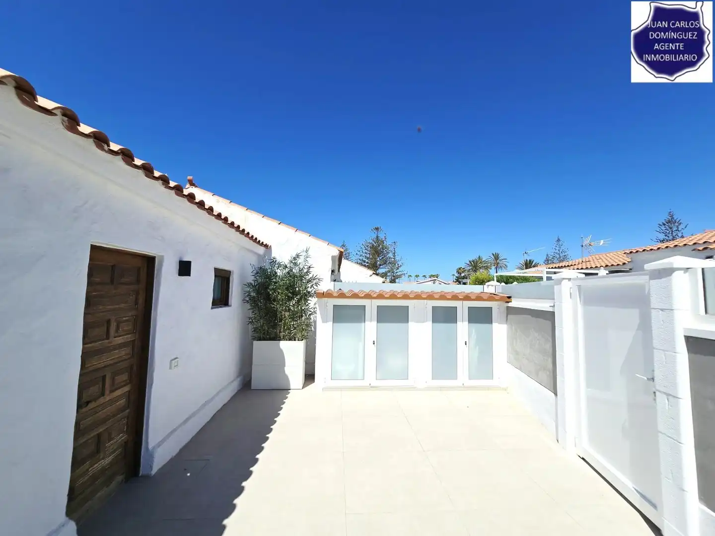 Vista exterior de Casa o chalet de alquiler en San Bartolomé de Tirajana con Aire acondicionado, Jardín privado y Terraza