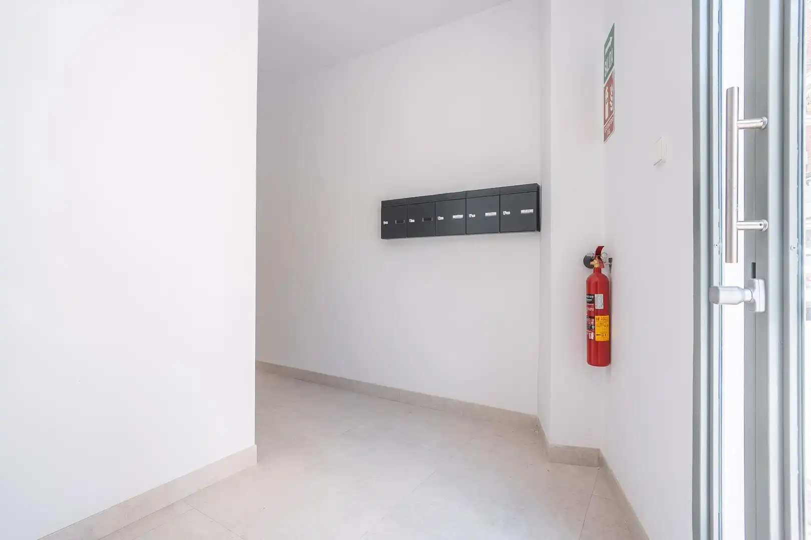 Wohnung zur Miete in Calle de las Cámaras, Plaza de Toros - Santa Rita