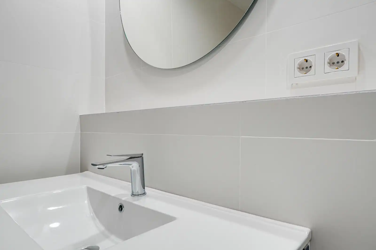 Baño de Piso en venta en L'Hospitalet de Llobregat con Terraza