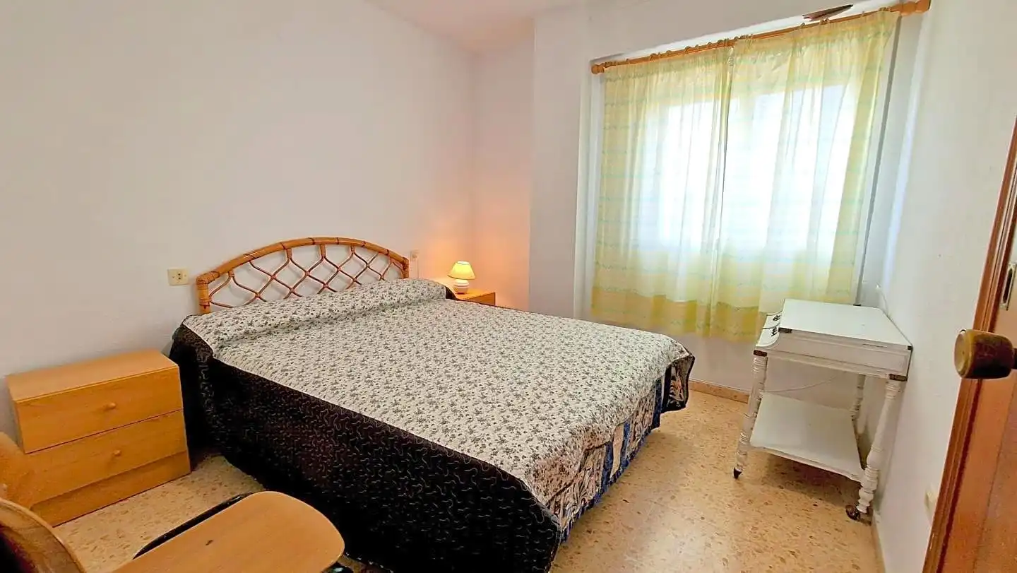 Apartamento de alquiler en De La Rioja, 125, Playa de Gandia