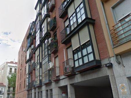 Photo 2 of Garage to rent in Calle de las Virtudes, 3, Almagro, Madrid