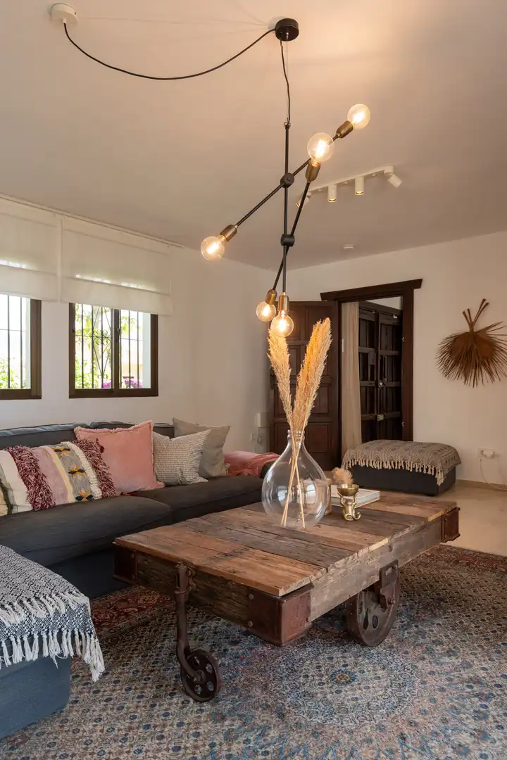 Sala d'estar de Casa o xalet en venda en Mijas amb Aire condicionat, Jardí privat i Terrassa