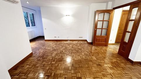 Foto 2 de Pis de lloguer a Calle de Julio Palacios, La Paz, Madrid