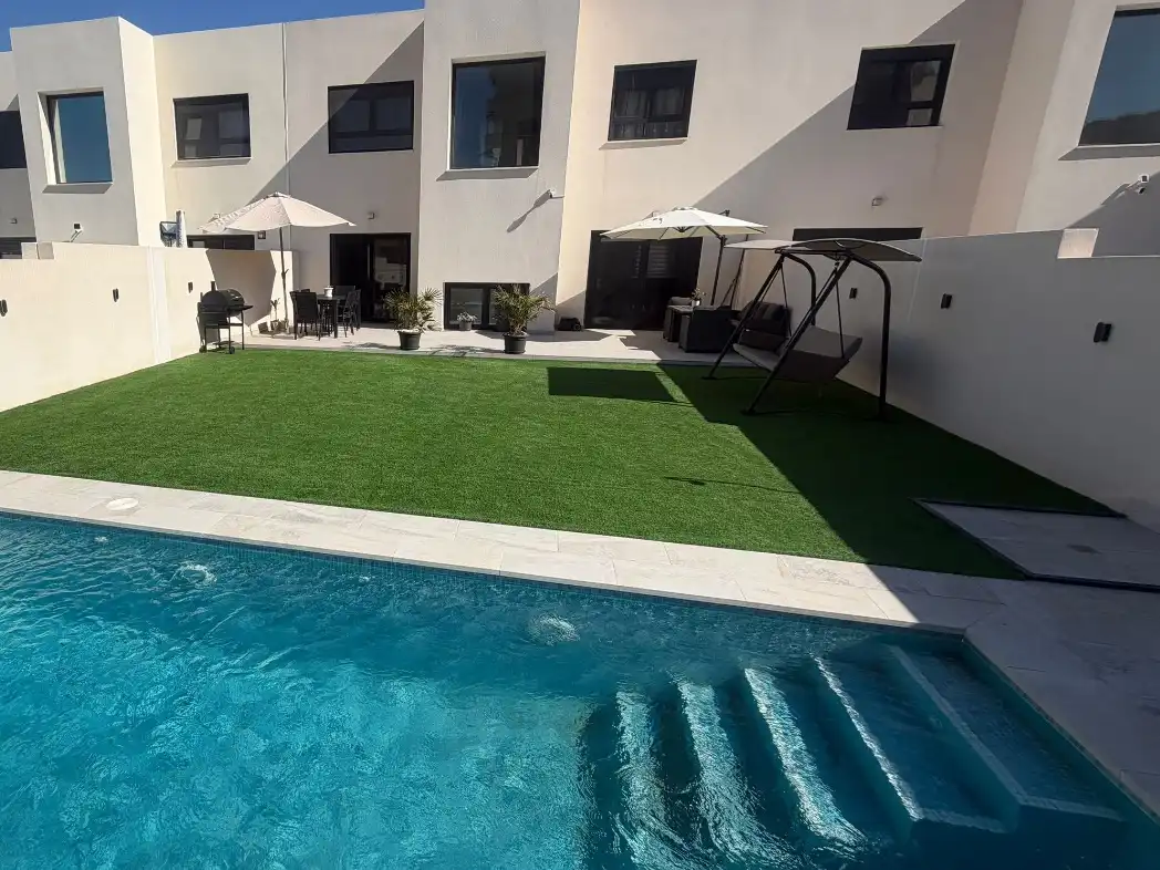 Villa con piscina in vendita a Calle Alcor 1