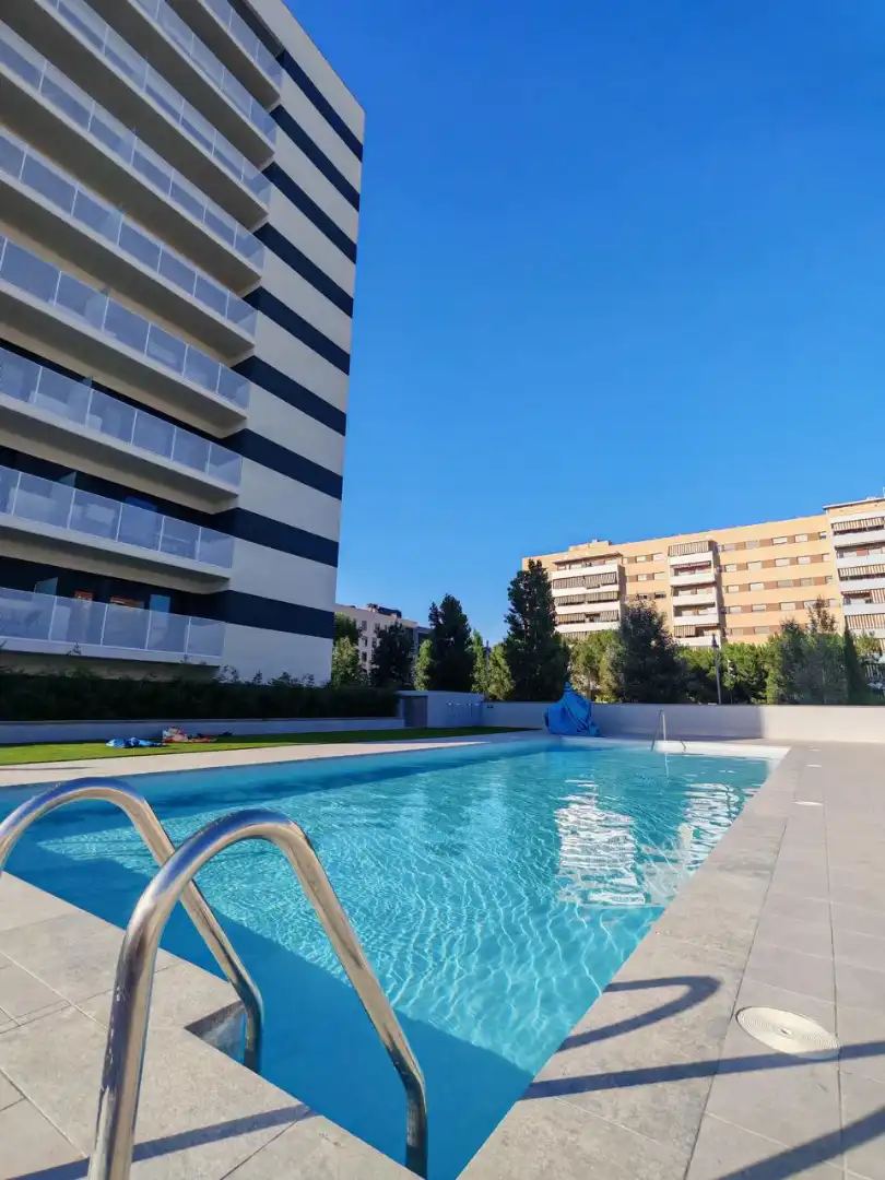 Swimming pool of Flat for rent in Barberà del Vallès  with Air Conditioner, Heating and Parquet flooring