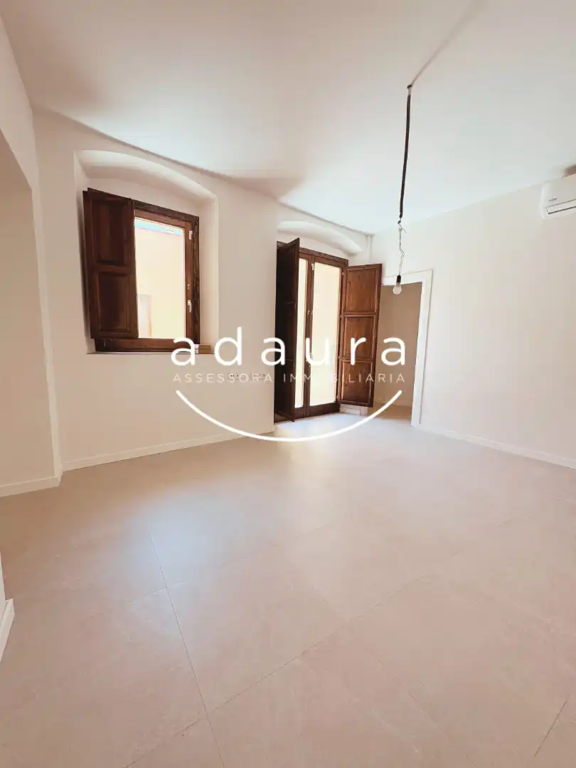 Exterior view of Ground floor for rent in Mataró  with Air Conditioner, Heating and Terrace