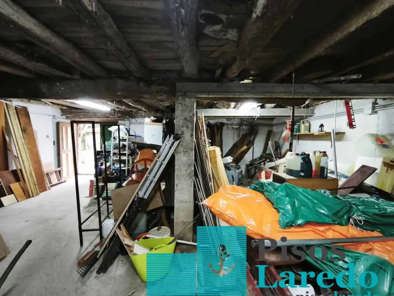 Detached homes for sale in Rasines  with Heating, Private garden and Parquet flooring