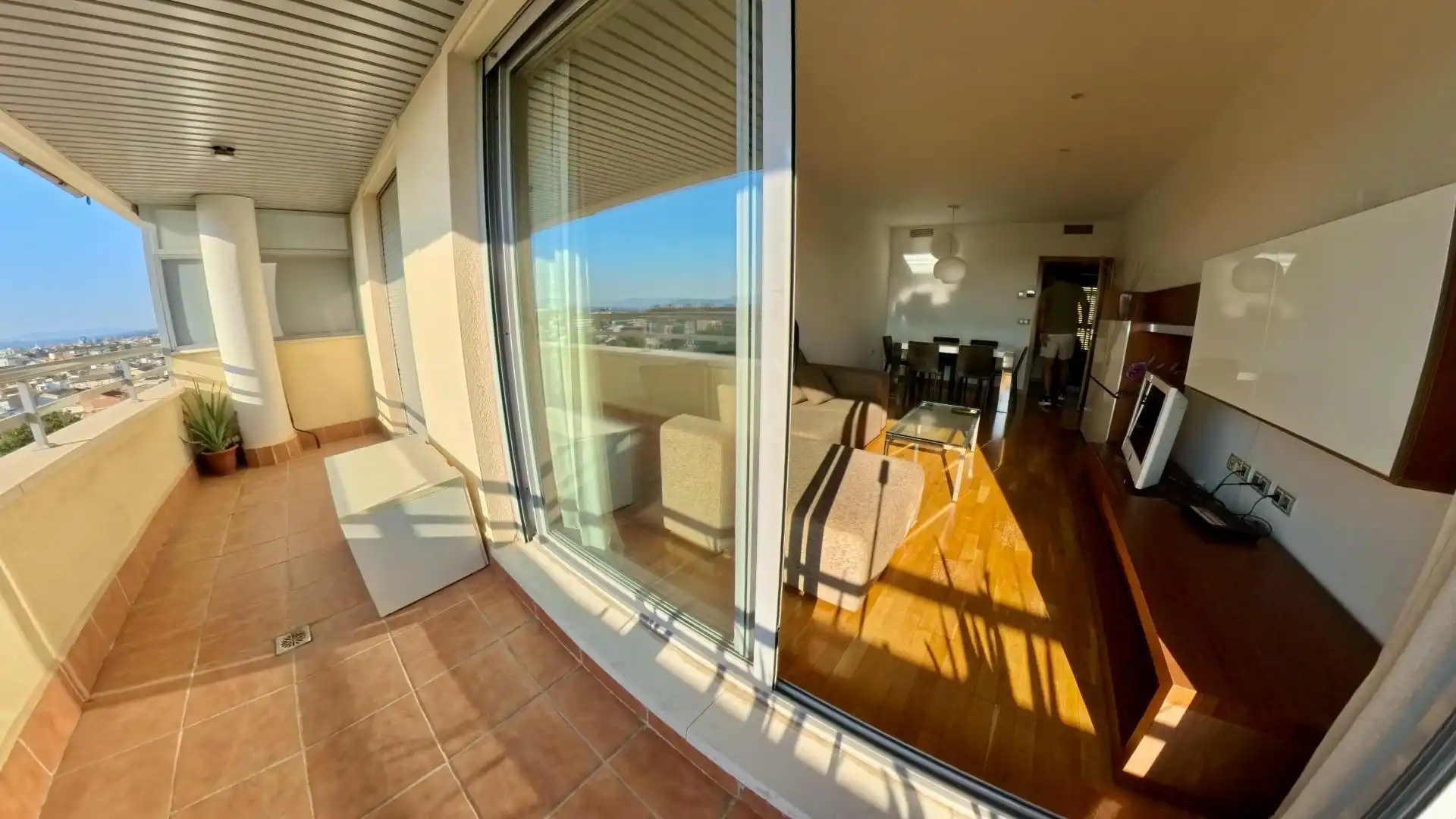 Flat for sale in Avenida Avenida de la Ilustración, 85, Campus de la Salud