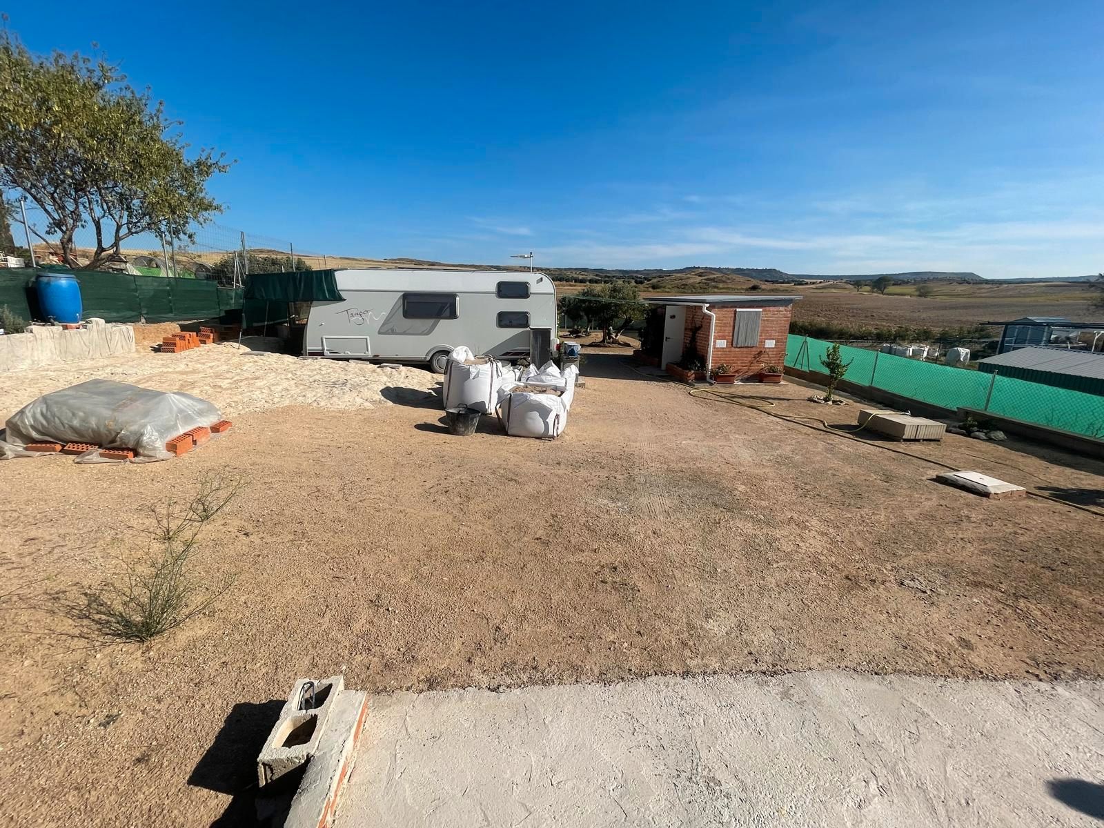 Residencial en venda en Hita
