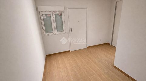 Foto 3 de Piso en venta en Simancas, Madrid Capital