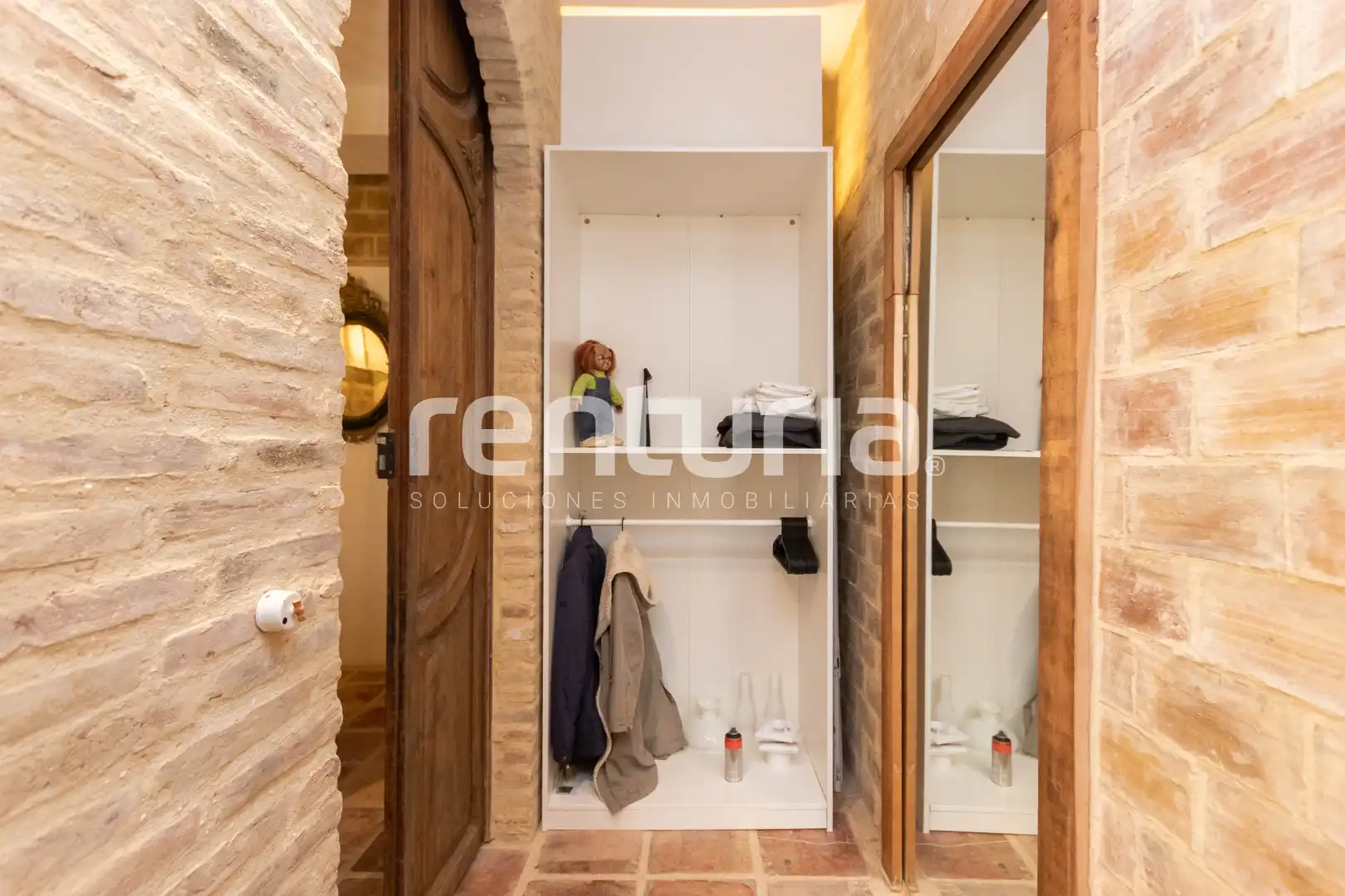 Flat for rent in Valencia  with Air Conditioner, Heating and Furnished