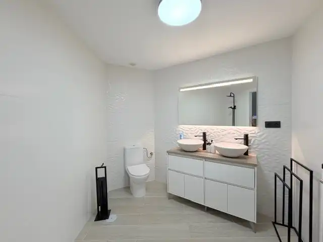 Badezimmer von Wohnung zur Miete in Puertollano mit Klimaanlage, Heizung und Möbliert