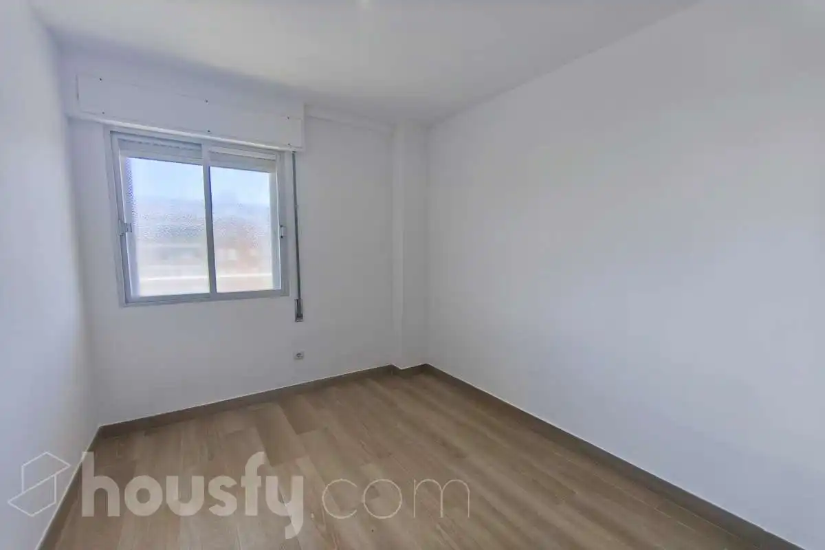 Bedroom of Flat for rent in Fuenlabrada  with Parquet flooring