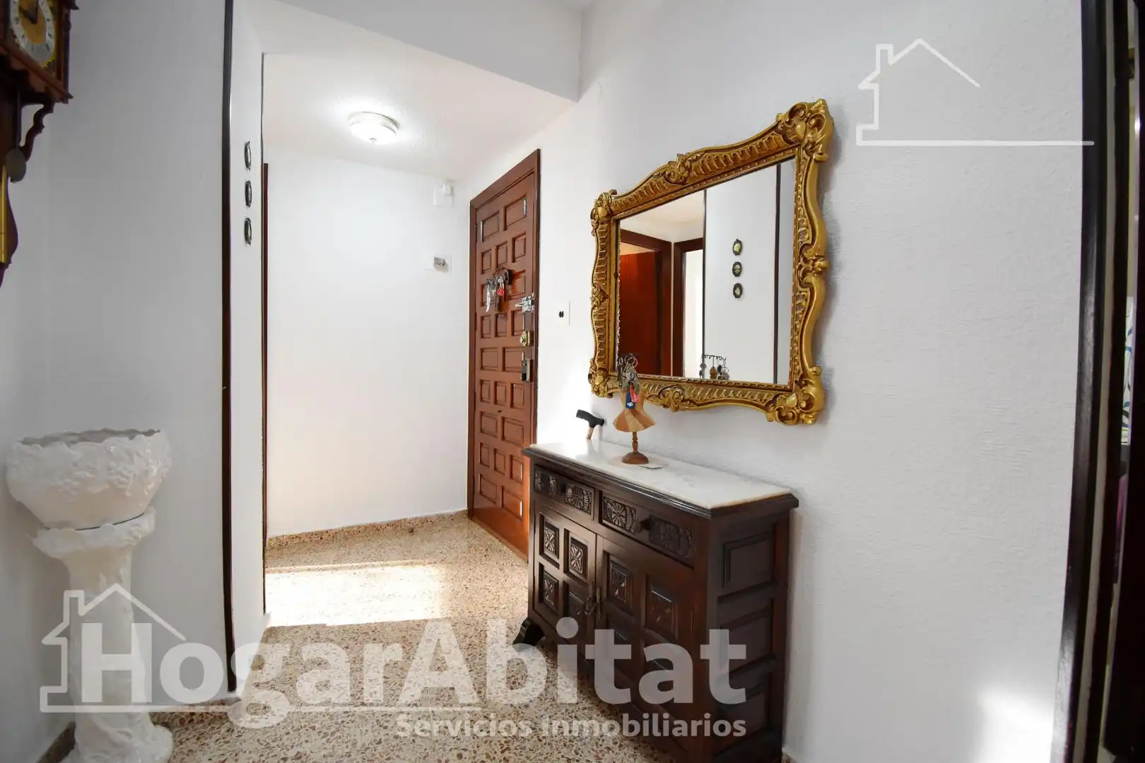 Piso en venta en Oliva con Terraza, Amueblado y Balcón